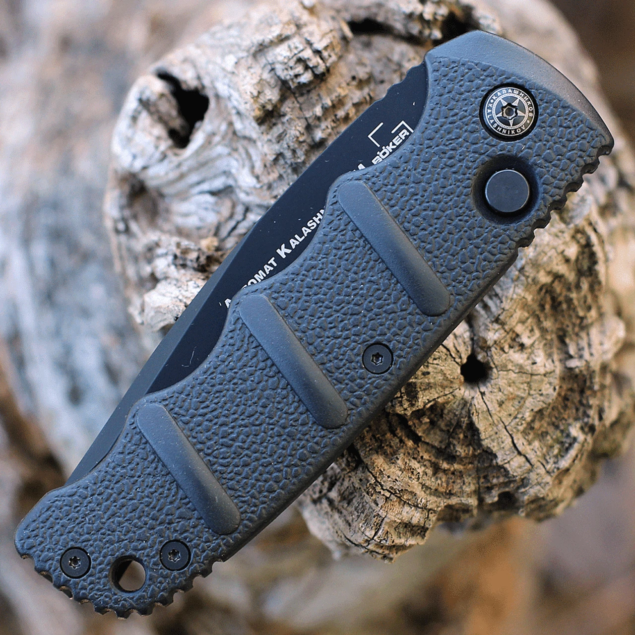 Boker Plus Kalashnikov 74 Automatic Blk Alum (3.3" D2 Blk Combo Tanto) 01KALS102N 3 Boker Plus Kalashnikov 74 Automatic Blk Alum (3.3" D2 Blk Combo Tanto) 01KALS102N - Image 3