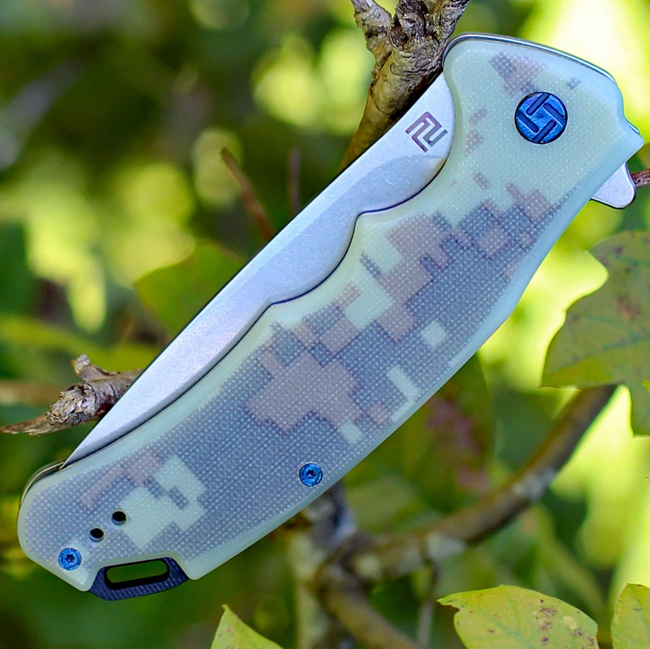 Artisan Cutlery Artisan Tradition ATZ1702PCG, 3.94" D2 Plain Blade, Camo G-10 Handle 3 Artisan Cutlery Artisan Tradition ATZ1702PCG, 3.94" D2 Plain Blade, Camo G-10 Handle - Image 3