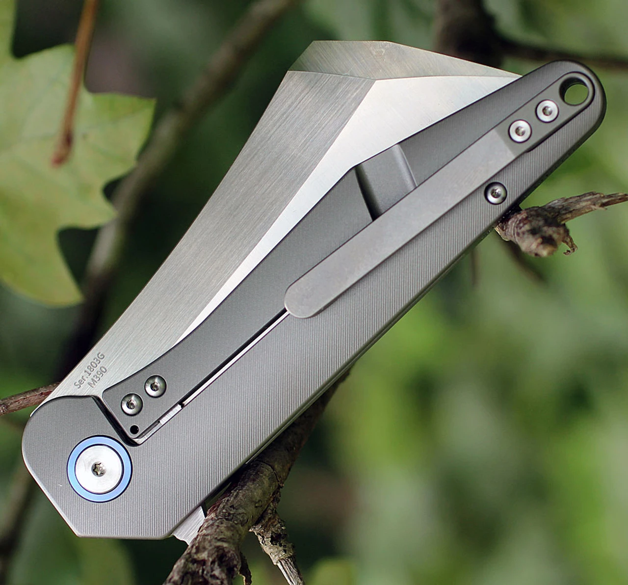 Artisan Cutlery Artisan Osprey ATZ1803GGYM, 3.74" M390 Plain Blade, Gray TC4 Titanium Handle 3 Artisan Cutlery Artisan Osprey ATZ1803GGYM, 3.74" M390 Plain Blade, Gray TC4 Titanium Handle - Image 3