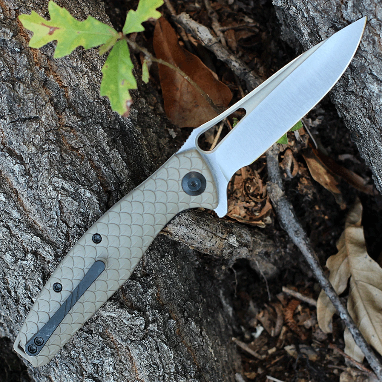 CIVIVI Knives CIVIVI Wyvern-Tan FRN (3.45" Satin D2) C902C 2 CIVIVI Knives CIVIVI Wyvern-Tan FRN (3.45" Satin D2) C902C - Image 2