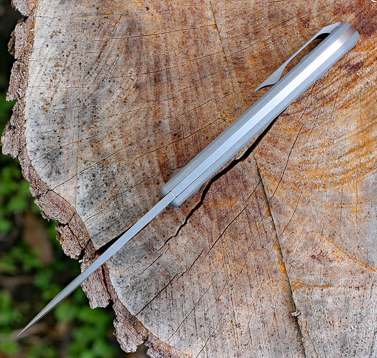 Chris Reeve Impinda Slipjoint, 3.13" CPM-S35VN Stonewash Blade, Titanium Handle (IMP-1000) 4 Chris Reeve Impinda Slipjoint, 3.13" CPM-S35VN Stonewash Blade, Titanium Handle (IMP-1000) - Image 4