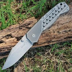 Boker Plus Scoundrel Framelock, 01BO760, VG-10 Steel, Gray Titanium Handles